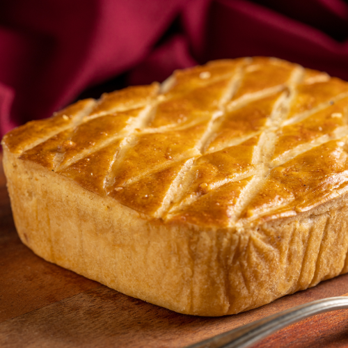 (ESPECIAL) Empadão de Frango com Catupiry Assado