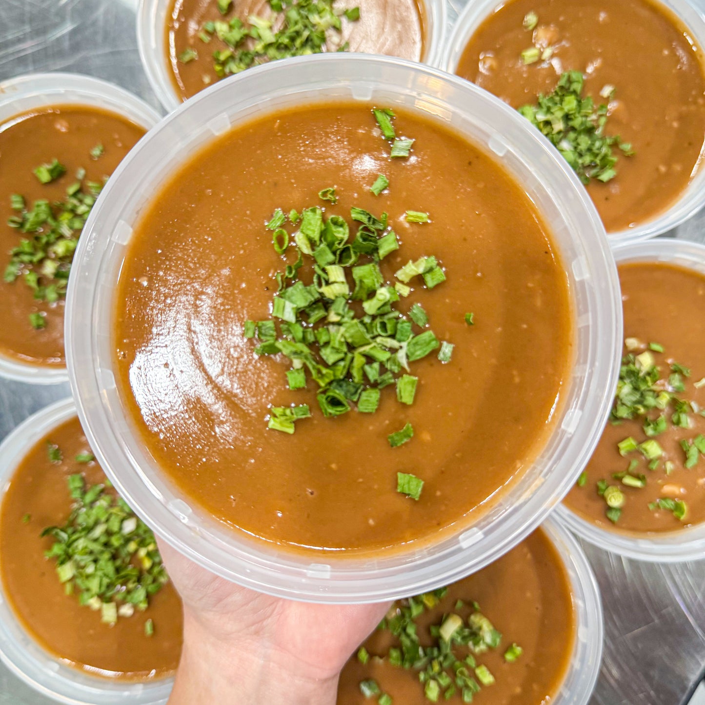 Caldo de Feijão carioca com Macarrãozinho
