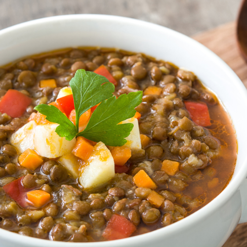 Sopa de Lentilha com Frango Desfiado