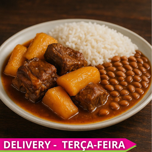Roast Beef in Sauce, White Rice and Mashed Potatoes