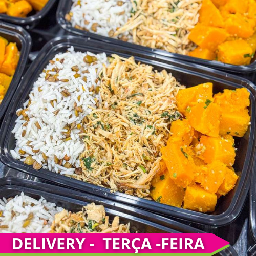 SAUDÁVEL ECONÔMICO - Frango desfiado e turbinado com espinafre, mix de arroz com lentilha e abóbora refogada