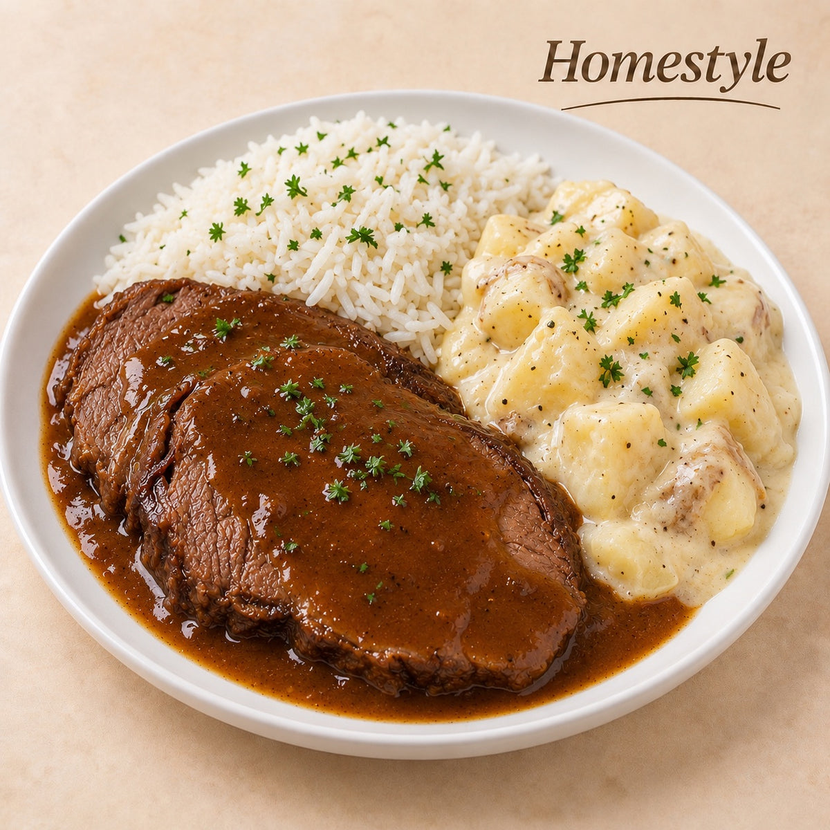CASEIRO 300G- Carne assada ao molho madeira, arroz e batata cremosa.