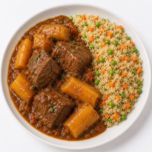 PRONTA ENTREGA CONGELADA- Carne de panela com mandioca e quinoa com vegetais.