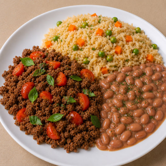 PRONTA ENTREGA CONGELADA- Carne moída lean com tomate e manjericão, arroz integral com cenoura e ervilha e feijão carioca.